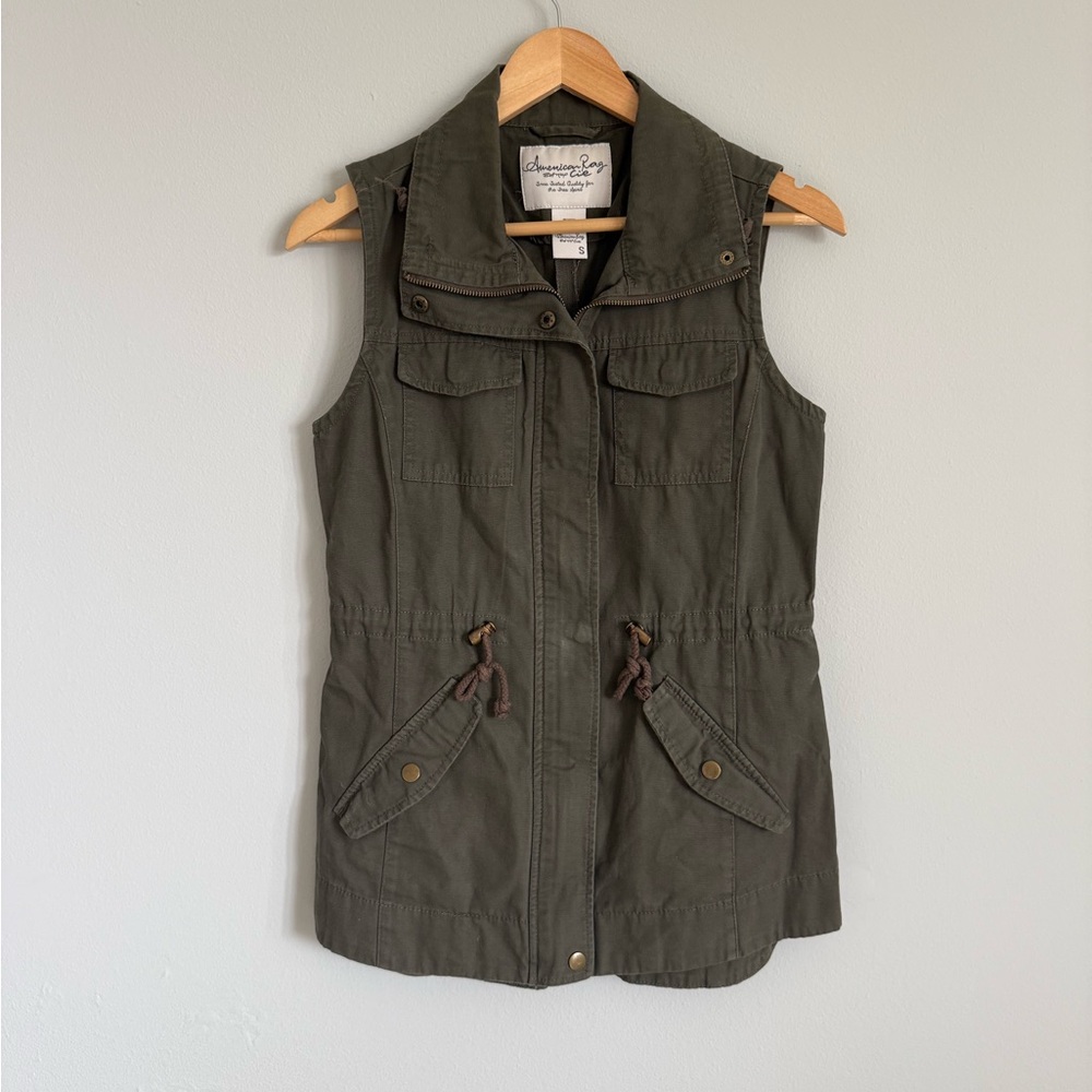 American Rag Olive Sleeveless Cargo Utility Vest